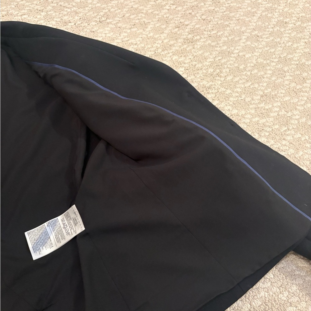Banana Republic Classic Black Blazer - Picture 11 of 15